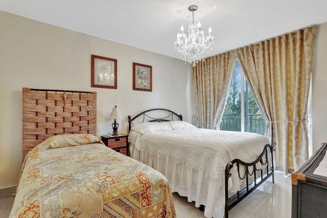 3210 NE 5th Street 202, Pompano Beach, FL 33062