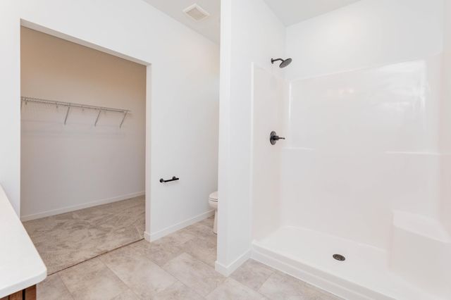 407 16th Street NE, Dilworth, MN 56529