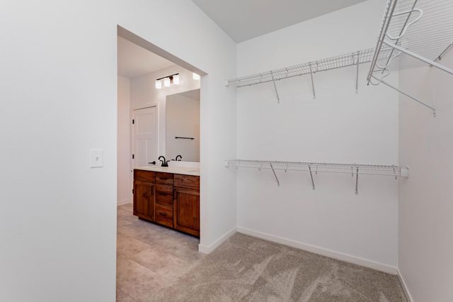 407 16th Street NE, Dilworth, MN 56529