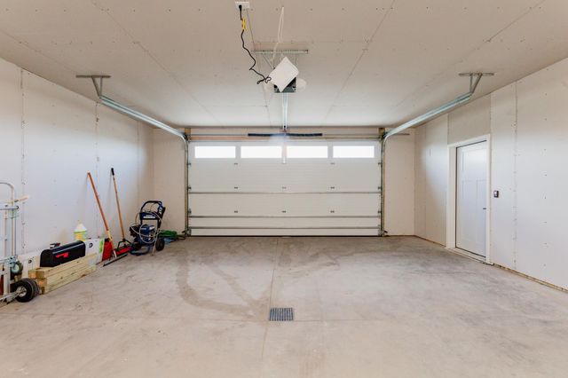 407 16th Street NE, Dilworth, MN 56529