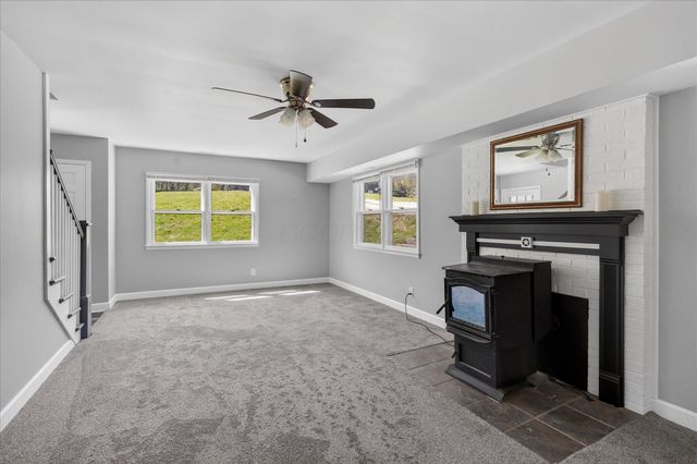 8225 W Prospect Road, Hillsboro, OH 45133