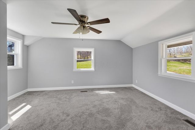 8225 W Prospect Road, Hillsboro, OH 45133