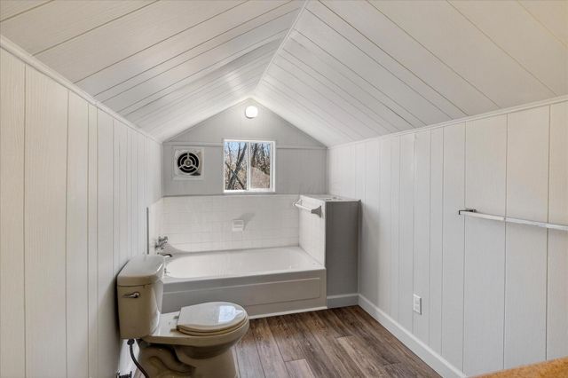 8225 W Prospect Road, Hillsboro, OH 45133