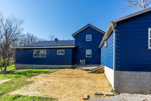 8225 W Prospect Road, Hillsboro, OH 45133