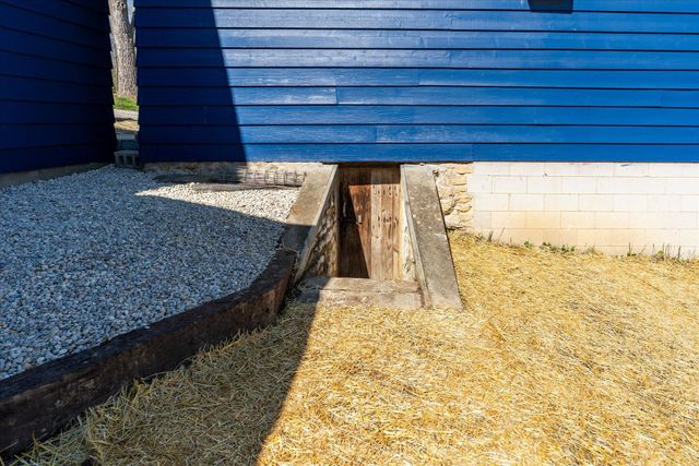 8225 W Prospect Road, Hillsboro, OH 45133