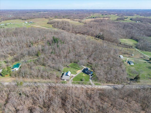 8225 W Prospect Road, Hillsboro, OH 45133