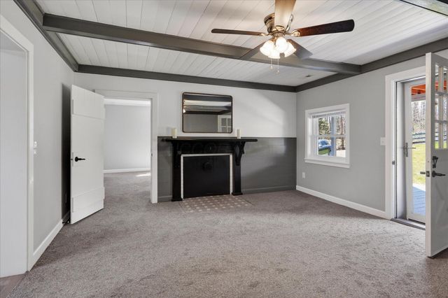 8225 W Prospect Road, Hillsboro, OH 45133