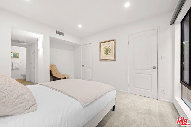 950 N Kings Road 209, West Hollywood, CA 90069