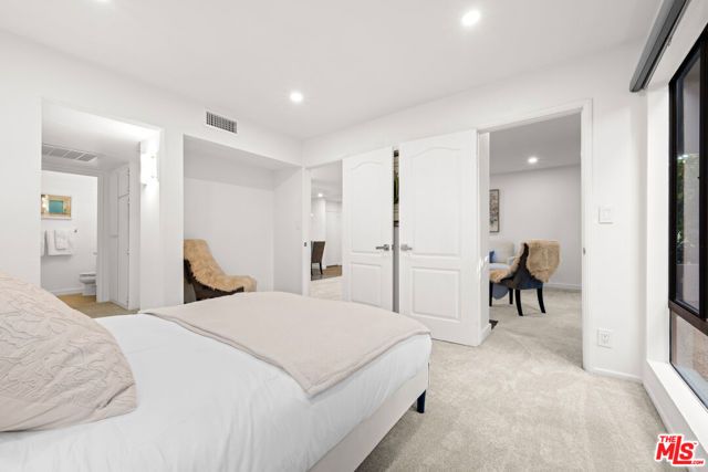 950 N Kings Road 209, West Hollywood, CA 90069