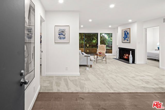 950 N Kings Road 209, West Hollywood, CA 90069