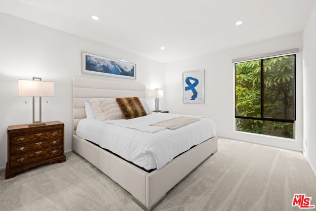 950 N Kings Road 209, West Hollywood, CA 90069