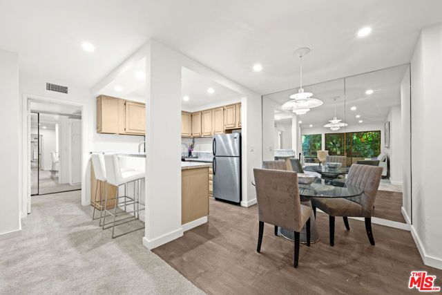 950 N Kings Road 209, West Hollywood, CA 90069