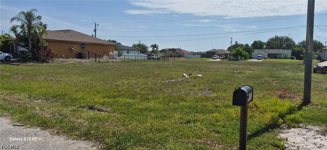 1321 NE 21st PL, Cape Coral, FL 33909