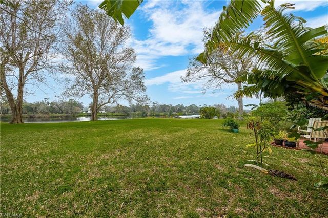 3145 Shell LN, Fort Denaud, FL 33935
