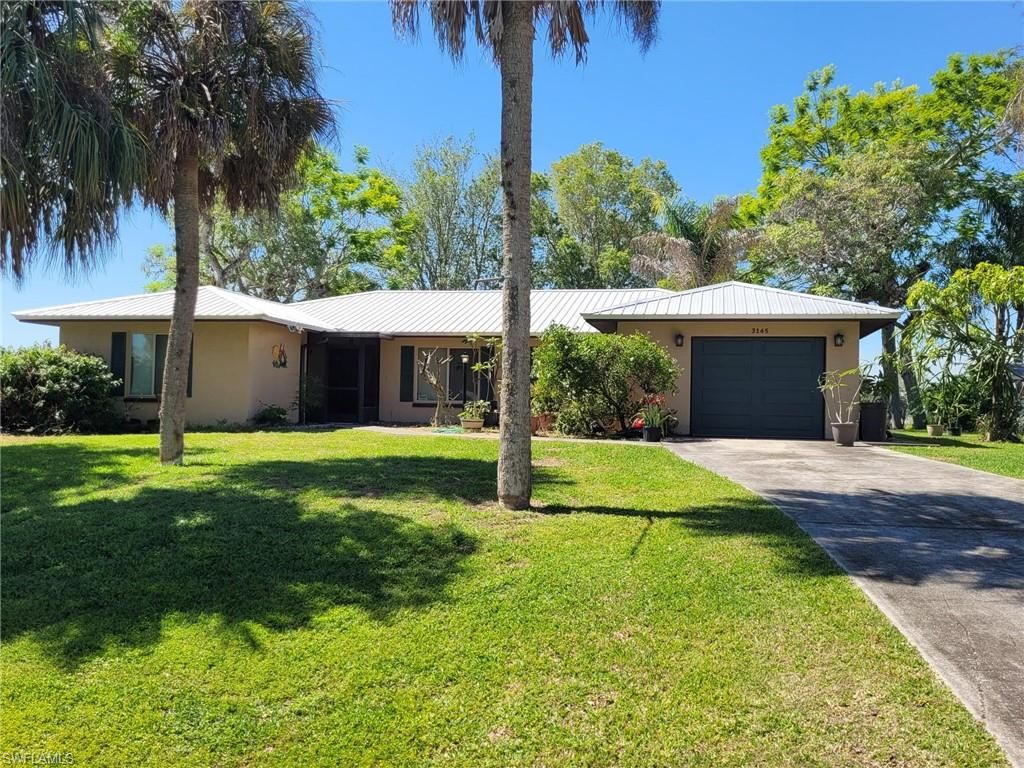 3145 Shell LN, Fort Denaud, FL 33935