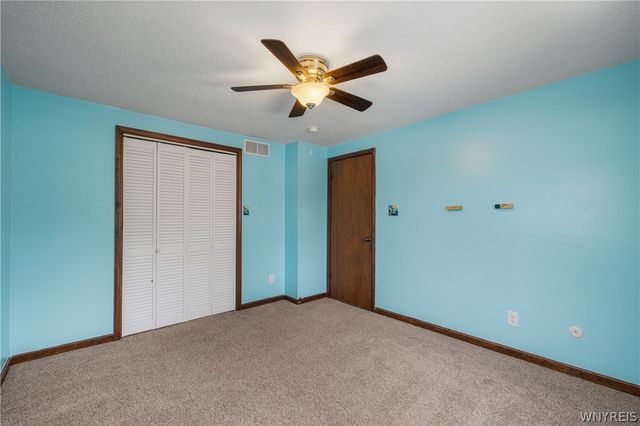 1043 Ridge Road, Lewiston, NY 14092