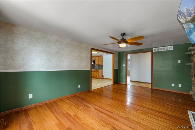 1043 Ridge Road, Lewiston, NY 14092