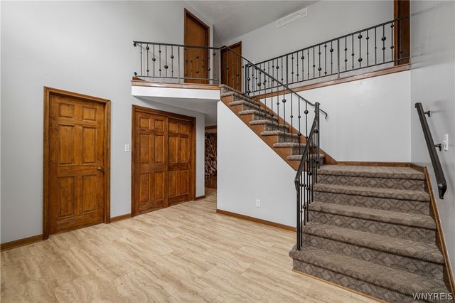 1043 Ridge Road, Lewiston, NY 14092