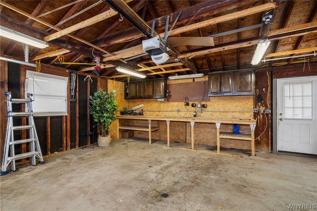 1043 Ridge Road, Lewiston, NY 14092