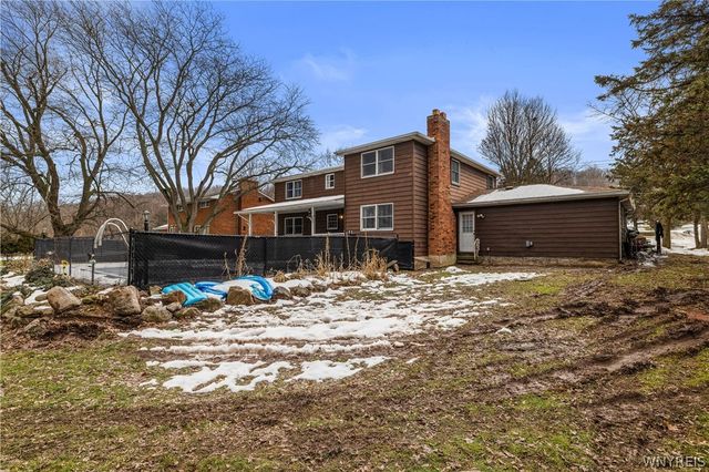 1043 Ridge Road, Lewiston, NY 14092