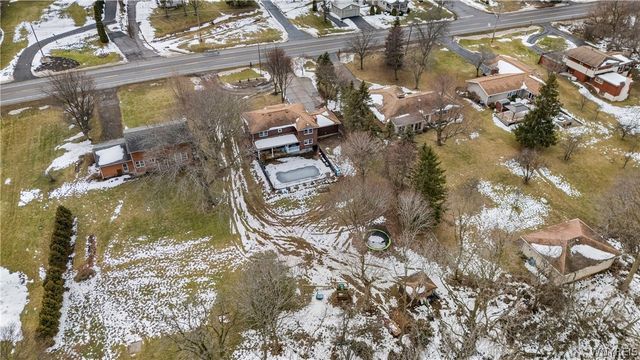 1043 Ridge Road, Lewiston, NY 14092