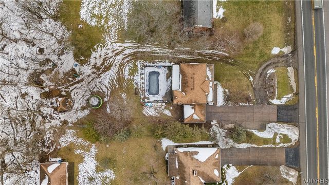 1043 Ridge Road, Lewiston, NY 14092