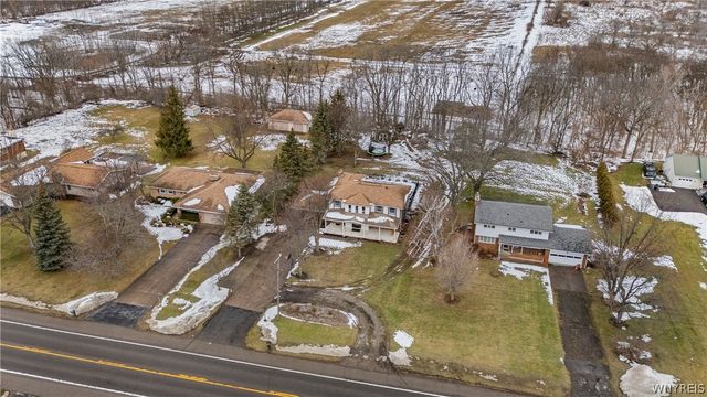 1043 Ridge Road, Lewiston, NY 14092