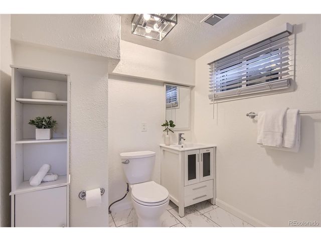 1901 S Adams St, Denver, CO 80210