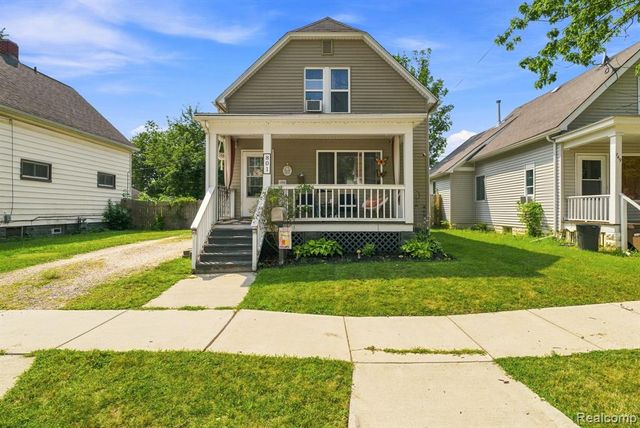 801 16th Street, Port Huron, MI 48060
