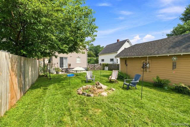 801 16th Street, Port Huron, MI 48060