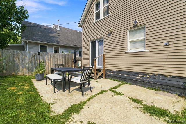 801 16th Street, Port Huron, MI 48060