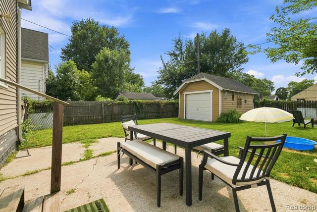 801 16th Street, Port Huron, MI 48060