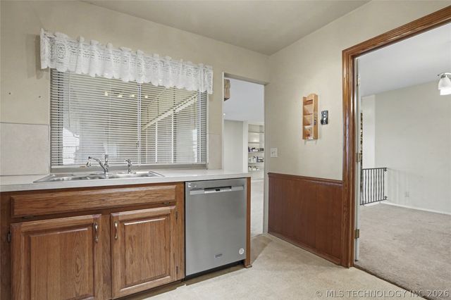 4310 S Lakewood Avenue, Tulsa, OK 74135