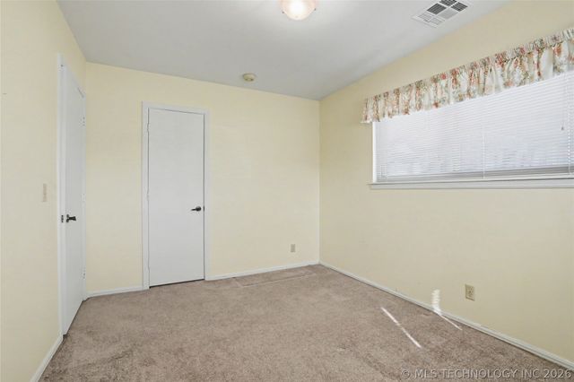 4310 S Lakewood Avenue, Tulsa, OK 74135