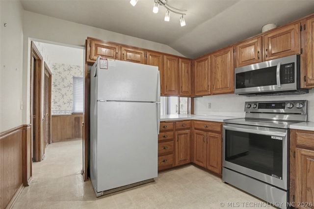 4310 S Lakewood Avenue, Tulsa, OK 74135