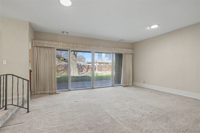 4310 S Lakewood Avenue, Tulsa, OK 74135