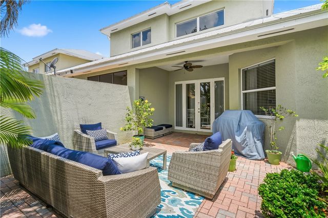 1835 Bridgepointe Circle 17, Vero Beach, FL 32967