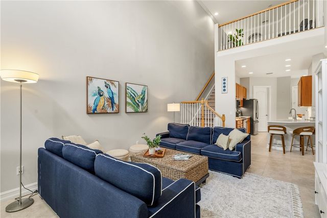 1835 Bridgepointe Circle 17, Vero Beach, FL 32967