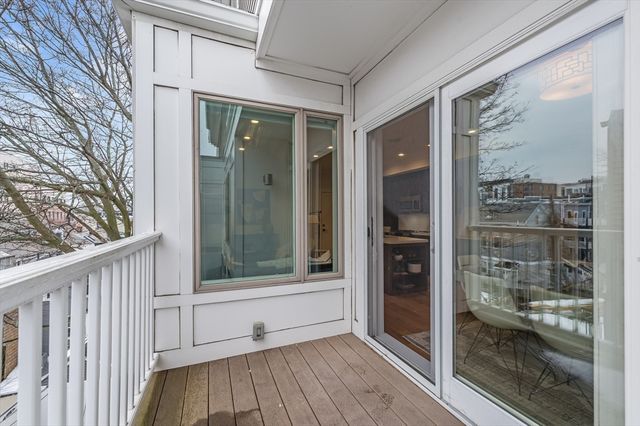 17 Vinton Street 3, Boston, MA 02127