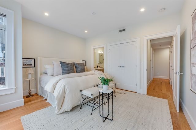 17 Vinton Street 3, Boston, MA 02127