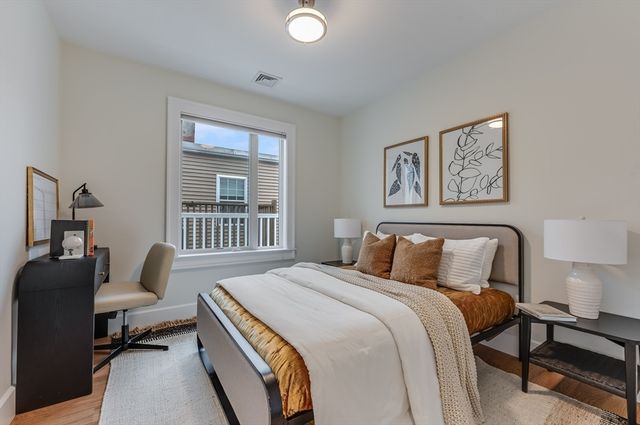 17 Vinton Street 3, Boston, MA 02127