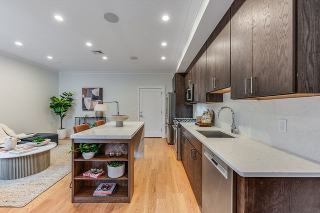 17 Vinton Street 3, Boston, MA 02127