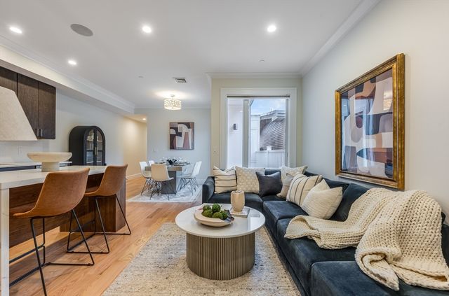 17 Vinton Street 3, Boston, MA 02127