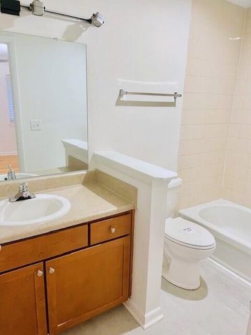 276 Alexandra Drive 12, Mount Pleasant, SC 29464