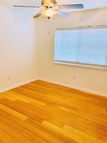 276 Alexandra Drive 12, Mount Pleasant, SC 29464