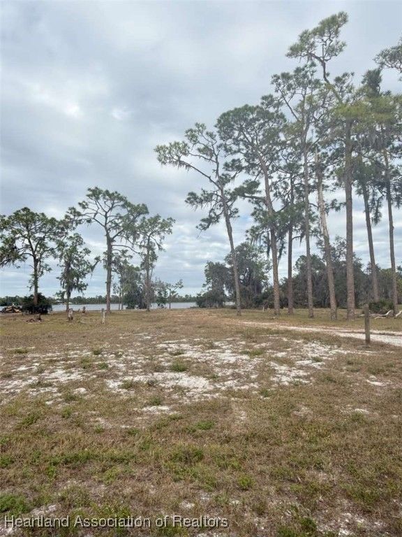 4060 Camp Shore Drive, Sebring, FL 33875