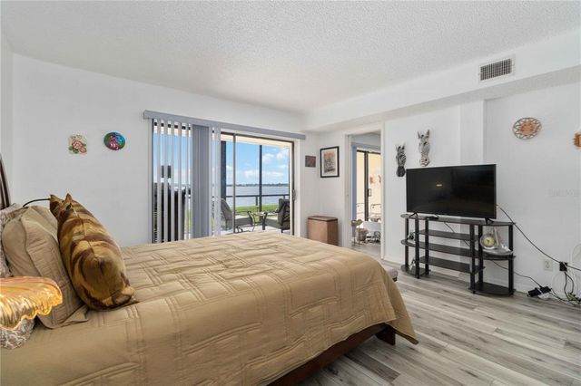 200 S SYKES CREEK PARKWAY A102, Merritt Island, FL 32952