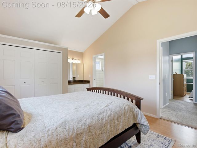 322 Princeton Drive, South Lyon, MI 48178