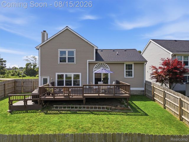 322 Princeton Drive, South Lyon, MI 48178