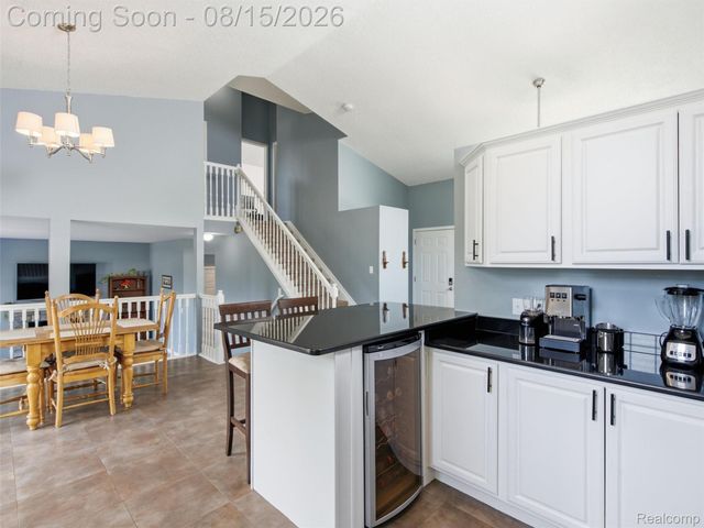 322 Princeton Drive, South Lyon, MI 48178
